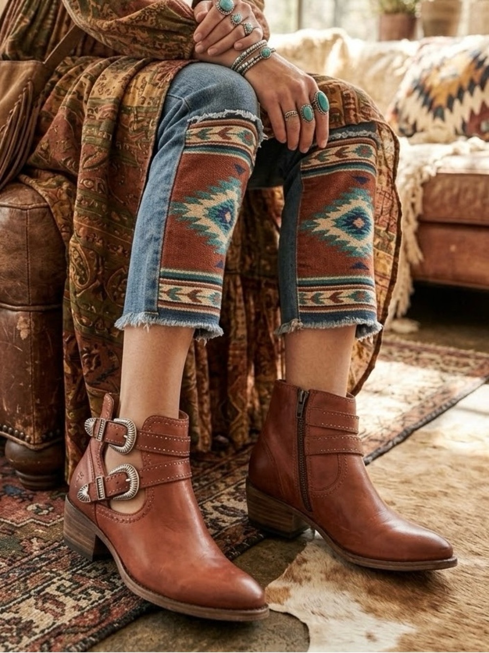 FRYE Womans Boots Western Ankle Boots 5.5 M Southwest Brown
